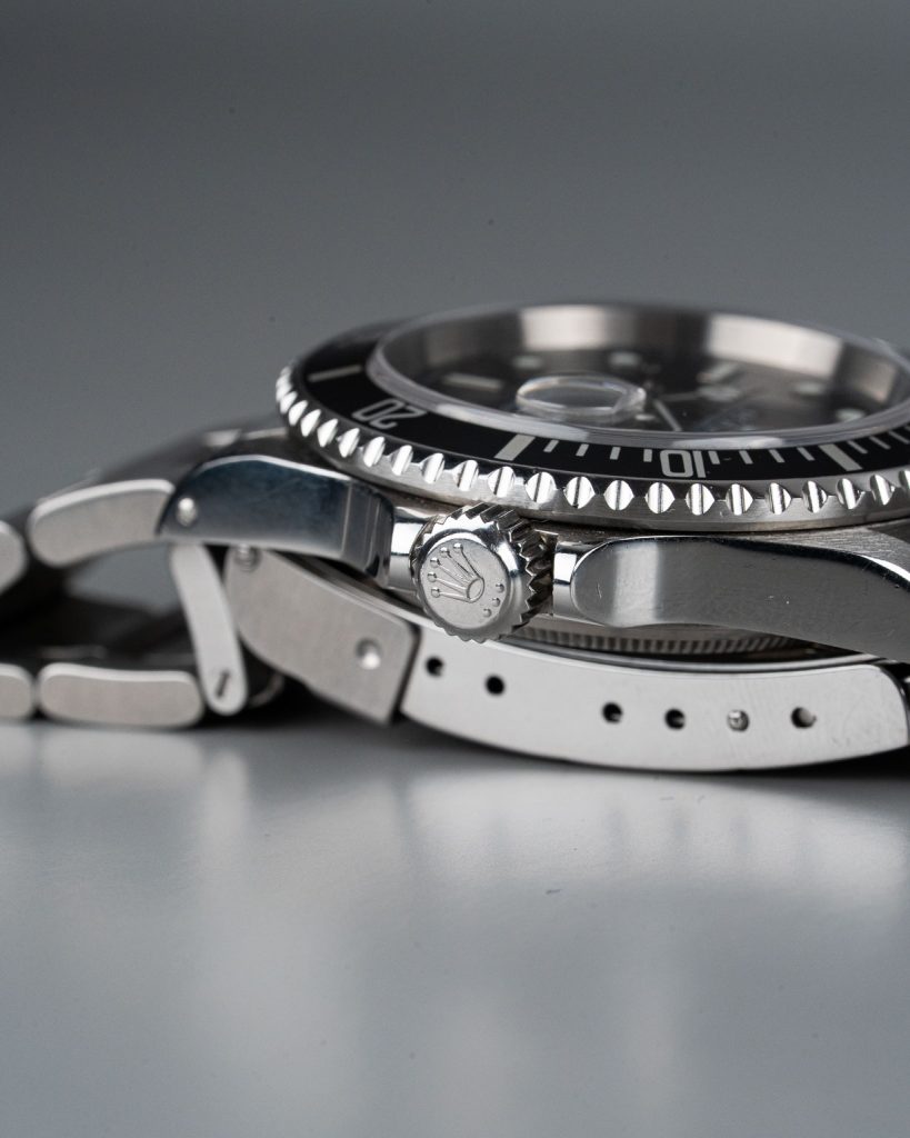 Rolex Submariner Date - 16610 (6)